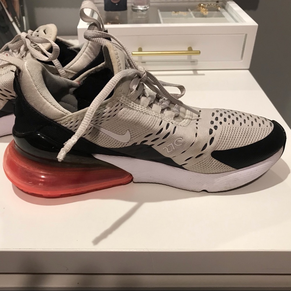 Nike Air Max 270
